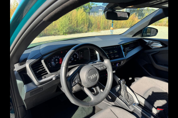 Audi A1 citycarver 30 TFSI epic | Automaat | CarPlay | Camera | Sterrenhemel