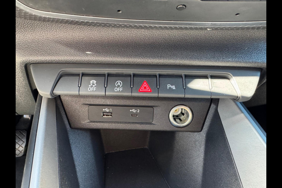 Audi A1 citycarver 30 TFSI epic | Automaat | CarPlay | Camera | Sterrenhemel