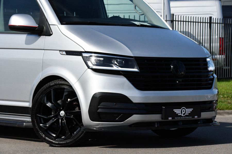 Volkswagen Transporter 2.0 TDI L2H1 32 Bulli Virtual, Adaptieve Cruise, LED, Carplay, Automaat, NAVI, Trekhaak, Sensoren, Uniek!