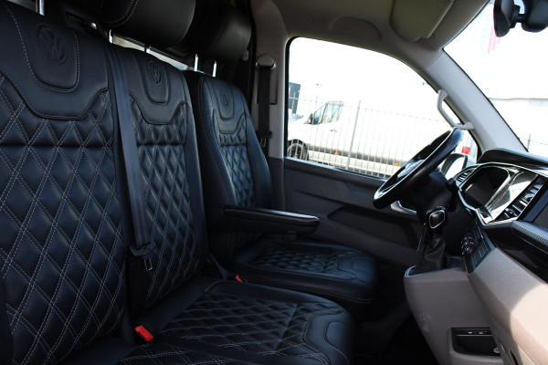 Volkswagen Transporter 2.0 TDI L2H1 32 Bulli Virtual, Adaptieve Cruise, LED, Carplay, Automaat, NAVI, Trekhaak, Sensoren, Uniek!