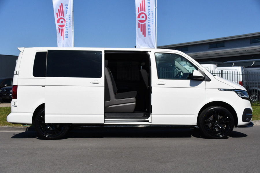 Volkswagen Transporter 2.0 TDI L2H1 30 DC Bulli Virtual, Adaptieve Cruise, 199PK, LED, Electrische deur, Stoelverwarming, Trekhaak, Uniek!