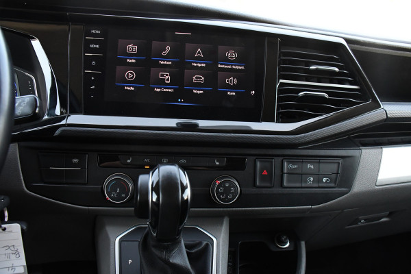 Volkswagen Transporter 2.0 TDI L2H1 30 DC Bulli Virtual, Adaptieve Cruise, 199PK, LED, Electrische deur, Stoelverwarming, Trekhaak, Uniek!