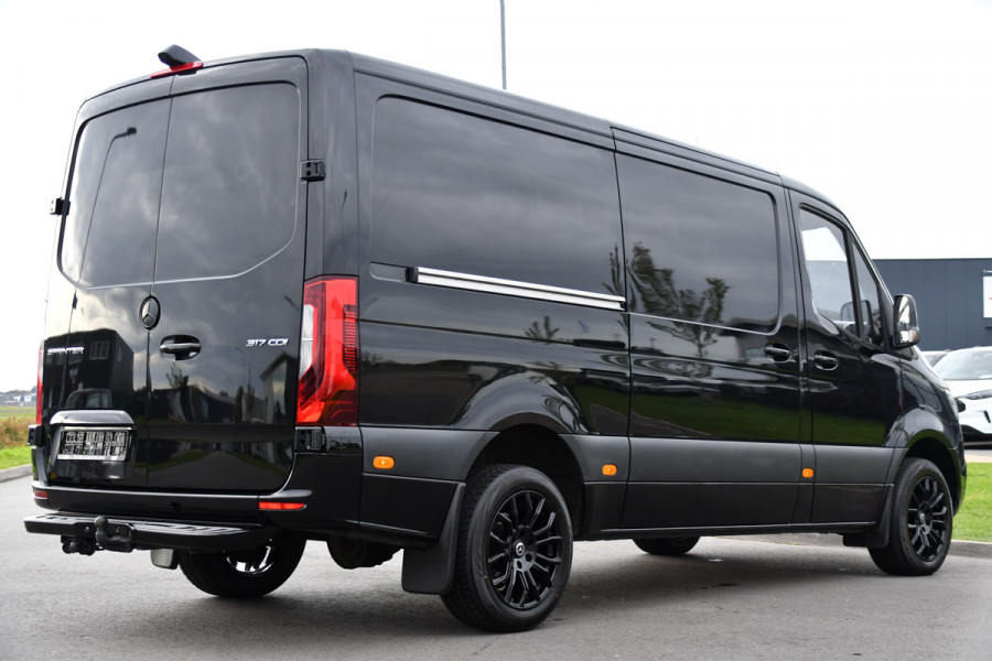 Mercedes-Benz Sprinter 317 1.9 CDI L2H1 RWD Camera, Cruise, Carplay, 170PK, Automaat, Led, Multimedia, Trekhaak, UNIEK!