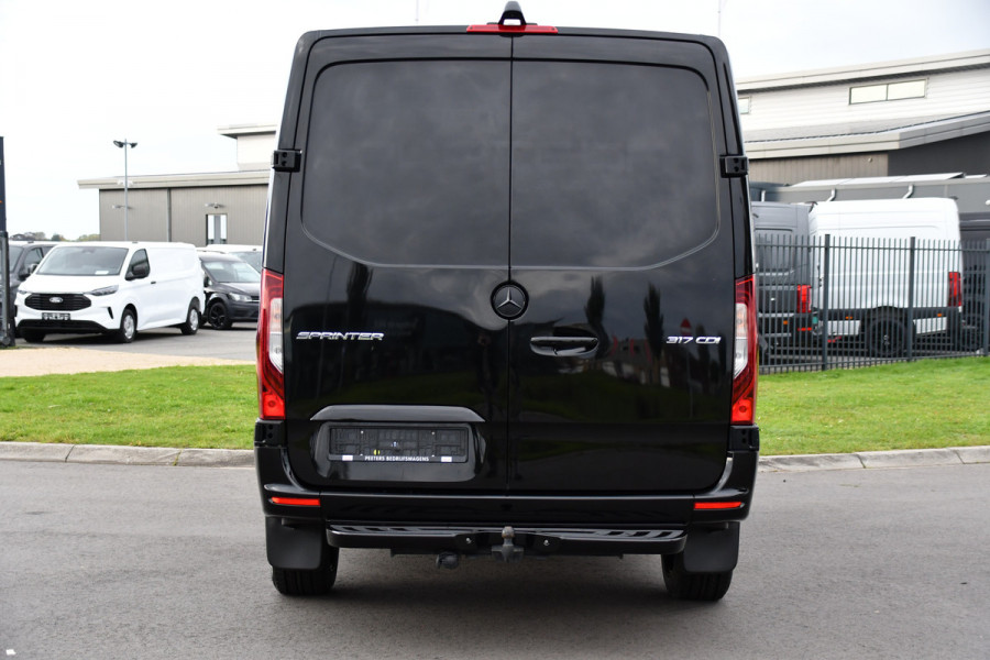 Mercedes-Benz Sprinter 317 1.9 CDI L2H1 RWD Camera, Cruise, Carplay, 170PK, Automaat, Led, Multimedia, Trekhaak, UNIEK!