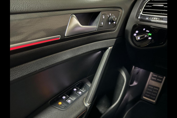 Volkswagen Golf 2.0 TSI GTI Performance Pano Virtual Sfeer Trekh.