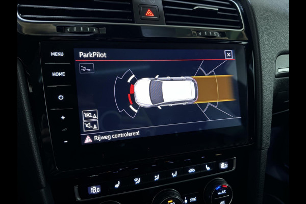 Volkswagen Golf 2.0 TSI GTI Performance Pano Virtual Sfeer Trekh.