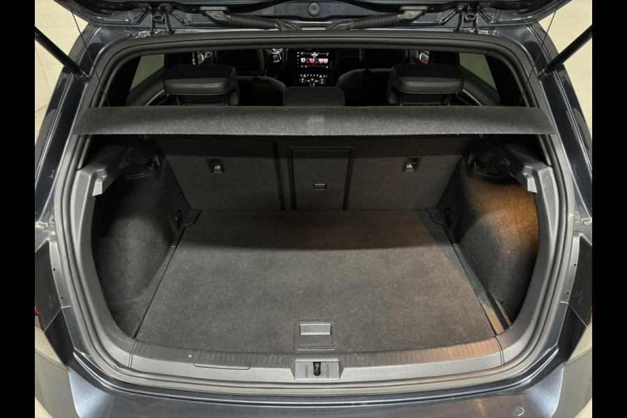 Volkswagen Golf 2.0 TSI GTI Performance Pano Virtual Sfeer Trekh.