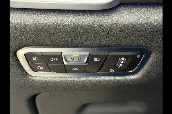 BMW X5 XDrive45e High Executive ALLE OPTIES. B&W M Skylounge Schwarovski PPF glascoatingetc..