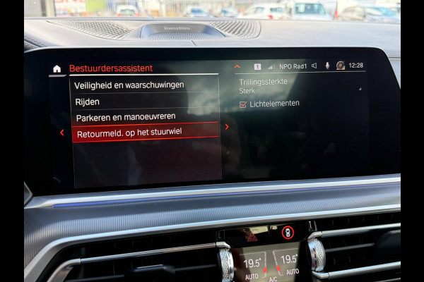 BMW X5 XDrive45e High Executive ALLE OPTIES. B&W M Skylounge Schwarovski PPF glascoatingetc..