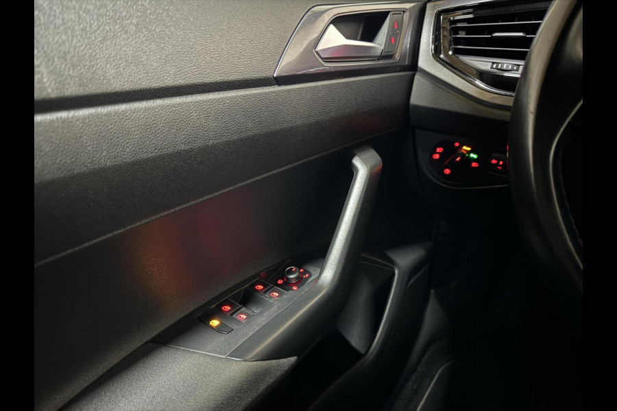 Volkswagen Polo 1.0 TSI 17” R-Line Airco ACC Carplay NAP