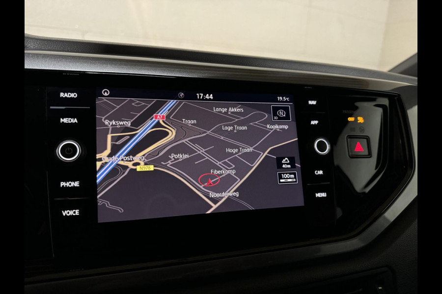 Volkswagen Polo 1.0 TSI 17” R-Line Airco ACC Carplay NAP