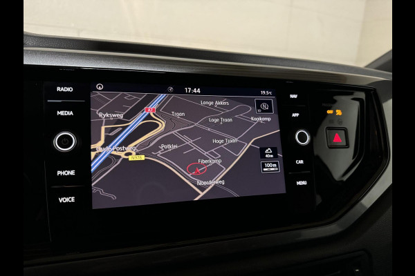 Volkswagen Polo 1.0 TSI 17” R-Line Airco ACC Carplay NAP