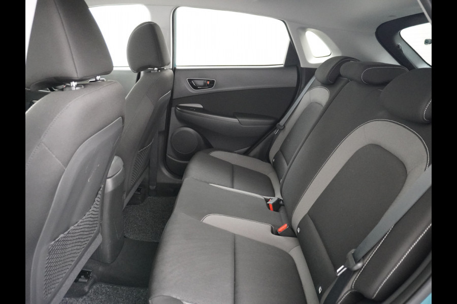 Hyundai Kona 1.6GDI HEV Hybride Trekhaak Camera Adap.Cruise Head-Up Display Navi Ecc Fashion Keyless Apple Carplay/Android Auto Privacy Glas 1e Eigenaar 1.300KG Trekgewicht Origineel Nederlandse Auto