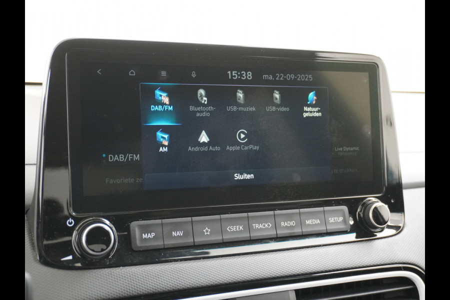 Hyundai Kona 1.6GDI HEV Hybride Trekhaak Camera Adap.Cruise Head-Up Display Navi Ecc Fashion Keyless Apple Carplay/Android Auto Privacy Glas 1e Eigenaar 1.300KG Trekgewicht Origineel Nederlandse Auto