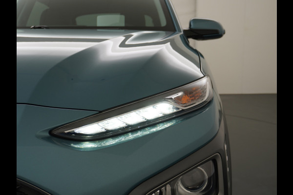Hyundai Kona 1.6GDI HEV Hybride Trekhaak Camera Adap.Cruise Head-Up Display Navi Ecc Fashion Keyless Apple Carplay/Android Auto Privacy Glas 1e Eigenaar 1.300KG Trekgewicht Origineel Nederlandse Auto