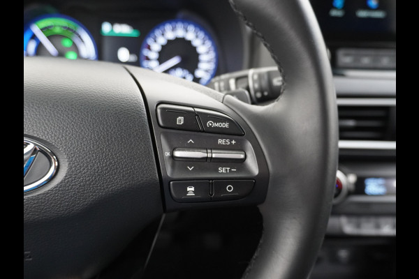 Hyundai Kona 1.6GDI HEV Hybride Trekhaak Camera Adap.Cruise Head-Up Display Navi Ecc Fashion Keyless Apple Carplay/Android Auto Privacy Glas 1e Eigenaar 1.300KG Trekgewicht Origineel Nederlandse Auto