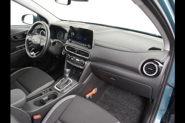 Hyundai Kona 1.6GDI HEV Hybride Trekhaak Camera Adap.Cruise Head-Up Display Navi Ecc Fashion Keyless Apple Carplay/Android Auto Privacy Glas 1e Eigenaar 1.300KG Trekgewicht Origineel Nederlandse Auto