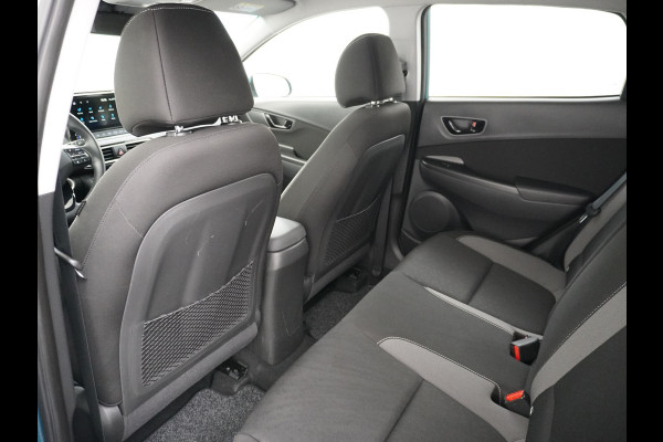 Hyundai Kona 1.6GDI HEV Hybride Trekhaak Camera Adap.Cruise Head-Up Display Navi Ecc Fashion Keyless Apple Carplay/Android Auto Privacy Glas 1e Eigenaar 1.300KG Trekgewicht Origineel Nederlandse Auto