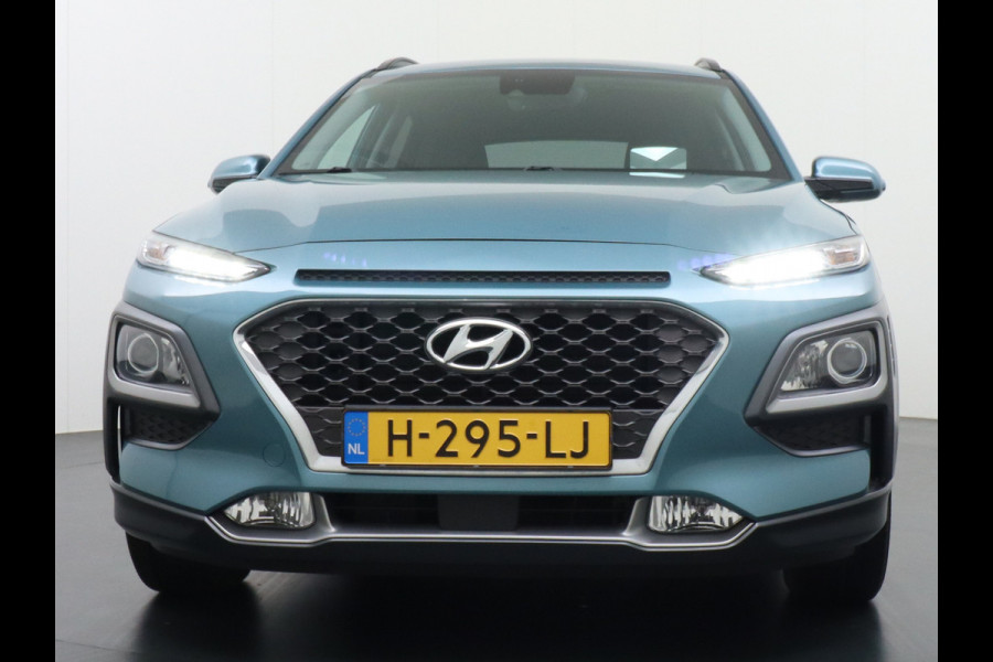 Hyundai Kona 1.6GDI HEV Hybride Trekhaak Camera Adap.Cruise Head-Up Display Navi Ecc Fashion Keyless Apple Carplay/Android Auto Privacy Glas 1e Eigenaar 1.300KG Trekgewicht Origineel Nederlandse Auto