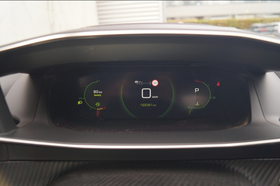 Peugeot 208 1.2 PureTech 130pk Automaat GT Pack -LEER-NAVI-ECC-