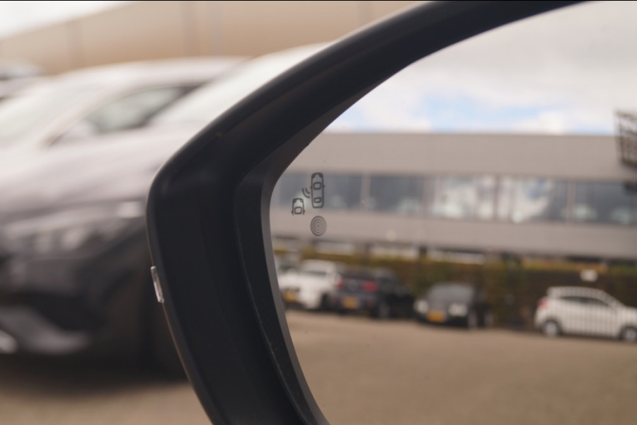Peugeot 208 1.2 PureTech 130pk Automaat GT Pack -LEER-NAVI-ECC-