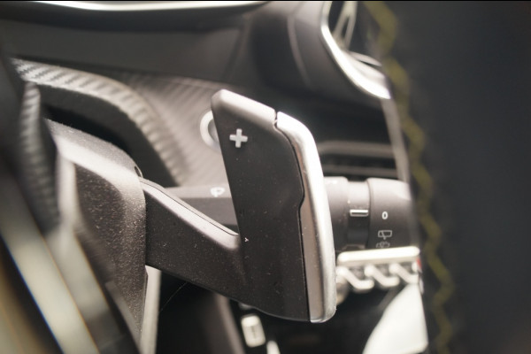 Peugeot 208 1.2 PureTech 130pk Automaat GT Pack -LEER-NAVI-ECC-