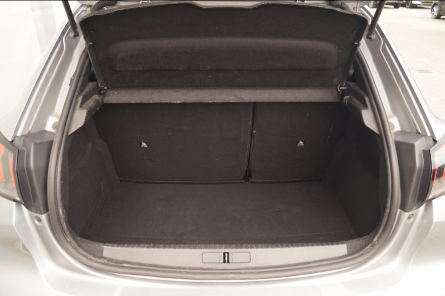 Peugeot 208 1.2 PureTech 130pk Automaat GT Pack -LEER-NAVI-ECC-