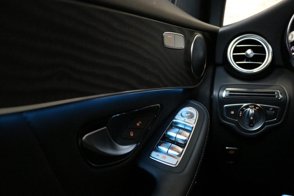 Mercedes-Benz GLC 250 4MATIC | AMG | PANO | CAMERA | TREKHAAK | KEYLESS |