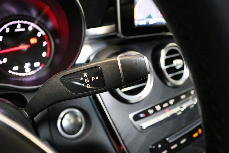 Mercedes-Benz GLC 250 4MATIC | AMG | PANO | CAMERA | TREKHAAK | KEYLESS |