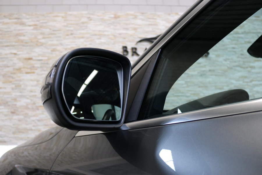 Mercedes-Benz GLC 250 4MATIC | AMG | PANO | CAMERA | TREKHAAK | KEYLESS |