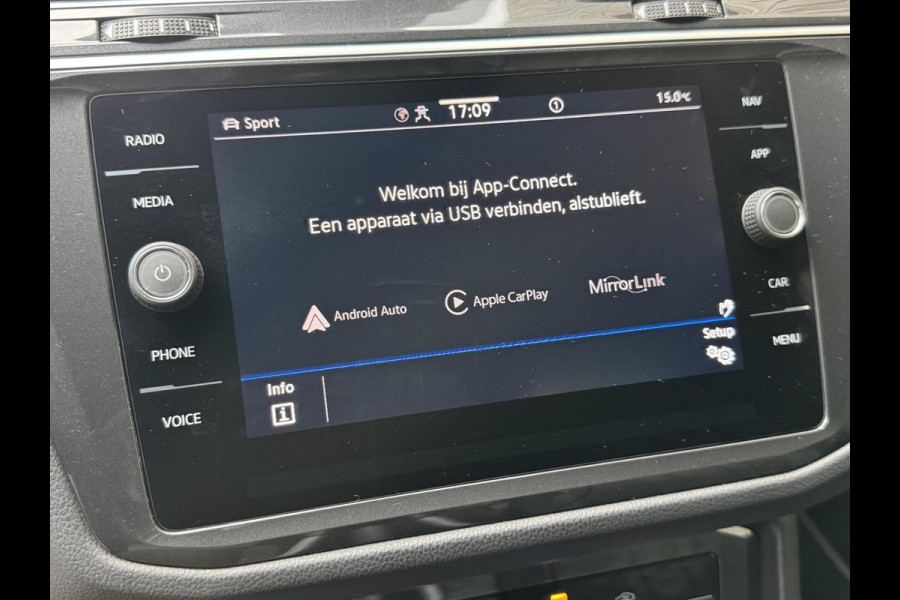 Volkswagen Tiguan 1.5 TSI R-Line Automaat | Black Style | LED verlichting | Navigatiesysteem | Climate control | Cruise control adaptief | DCC ond