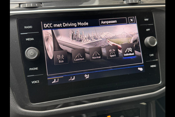 Volkswagen Tiguan 1.5 TSI R-Line Automaat | Black Style | LED verlichting | Navigatiesysteem | Climate control | Cruise control adaptief | DCC ond
