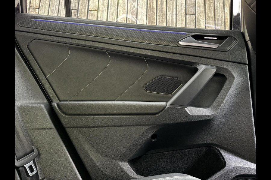 Volkswagen Tiguan 1.5 TSI R-Line Automaat | Black Style | LED verlichting | Navigatiesysteem | Climate control | Cruise control adaptief | DCC ond