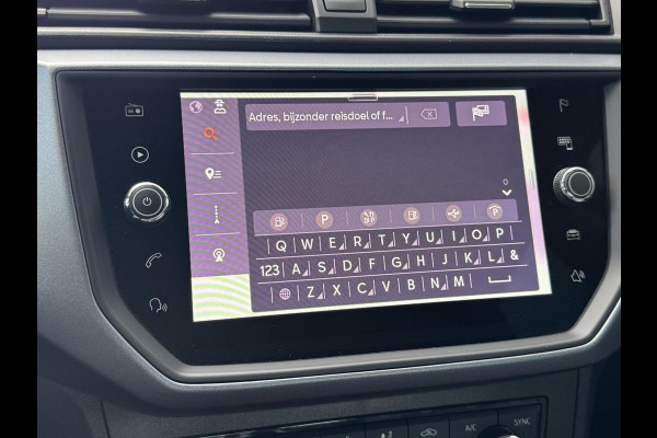 Seat Arona 1.0 TSI Style Business Intense Plus Navigatiesysteem | Apple CarPlay | Cruise control adaptief | Dodehoek detectie | Climate con