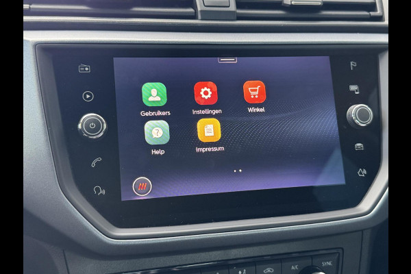 Seat Arona 1.0 TSI Style Business Intense Plus Navigatiesysteem | Apple CarPlay | Cruise control adaptief | Dodehoek detectie | Climate con