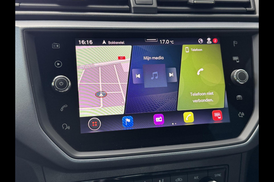 Seat Arona 1.0 TSI Style Business Intense Plus Navigatiesysteem | Apple CarPlay | Cruise control adaptief | Dodehoek detectie | Climate con