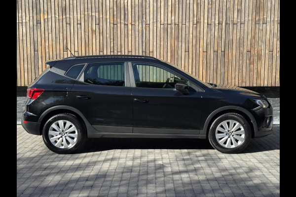 Seat Arona 1.0 TSI Style Business Intense Plus Navigatiesysteem | Apple CarPlay | Cruise control adaptief | Dodehoek detectie | Climate con