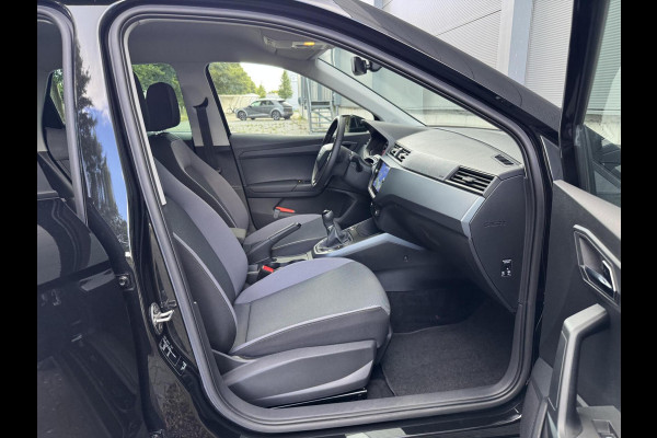 Seat Arona 1.0 TSI Style Business Intense Plus Navigatiesysteem | Apple CarPlay | Cruise control adaptief | Dodehoek detectie | Climate con