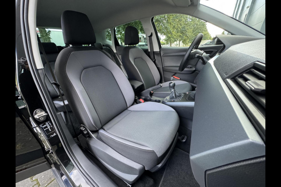 Seat Arona 1.0 TSI Style Business Intense Plus Navigatiesysteem | Apple CarPlay | Cruise control adaptief | Dodehoek detectie | Climate con