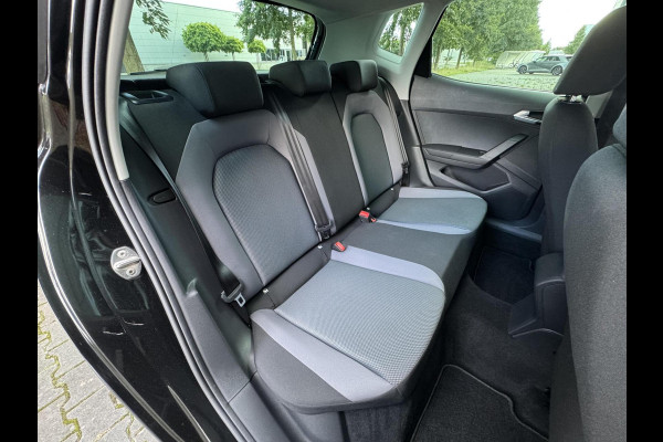Seat Arona 1.0 TSI Style Business Intense Plus Navigatiesysteem | Apple CarPlay | Cruise control adaptief | Dodehoek detectie | Climate con