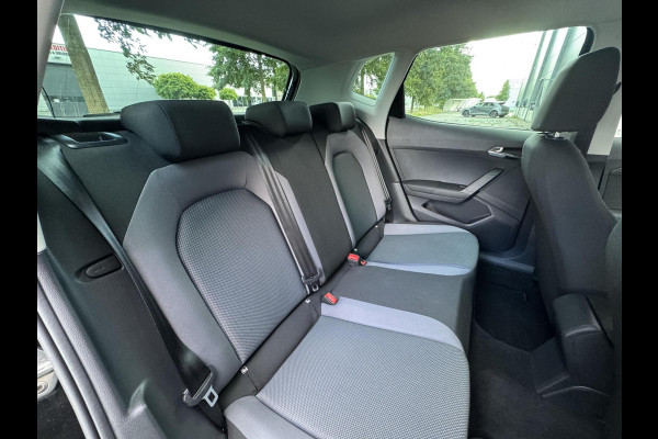 Seat Arona 1.0 TSI Style Business Intense Plus Navigatiesysteem | Apple CarPlay | Cruise control adaptief | Dodehoek detectie | Climate con