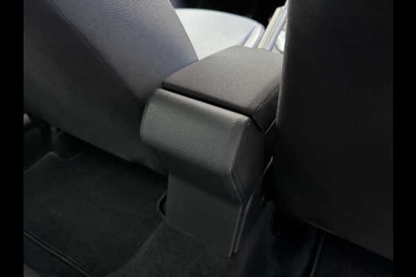 Seat Arona 1.0 TSI Style Business Intense Plus Navigatiesysteem | Apple CarPlay | Cruise control adaptief | Dodehoek detectie | Climate con