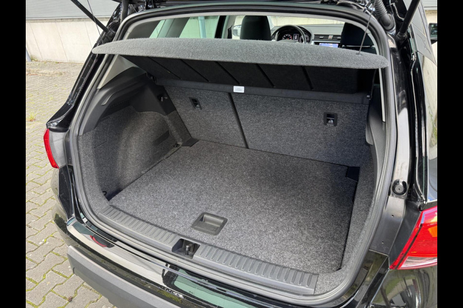 Seat Arona 1.0 TSI Style Business Intense Plus Navigatiesysteem | Apple CarPlay | Cruise control adaptief | Dodehoek detectie | Climate con