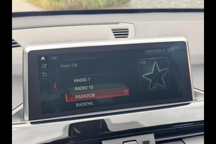 BMW X1 sDrive20i High Executive Automaat | Lederen bekleding | Stoelverwarming | Navigatiesysteem | Cruise control | Climate control |