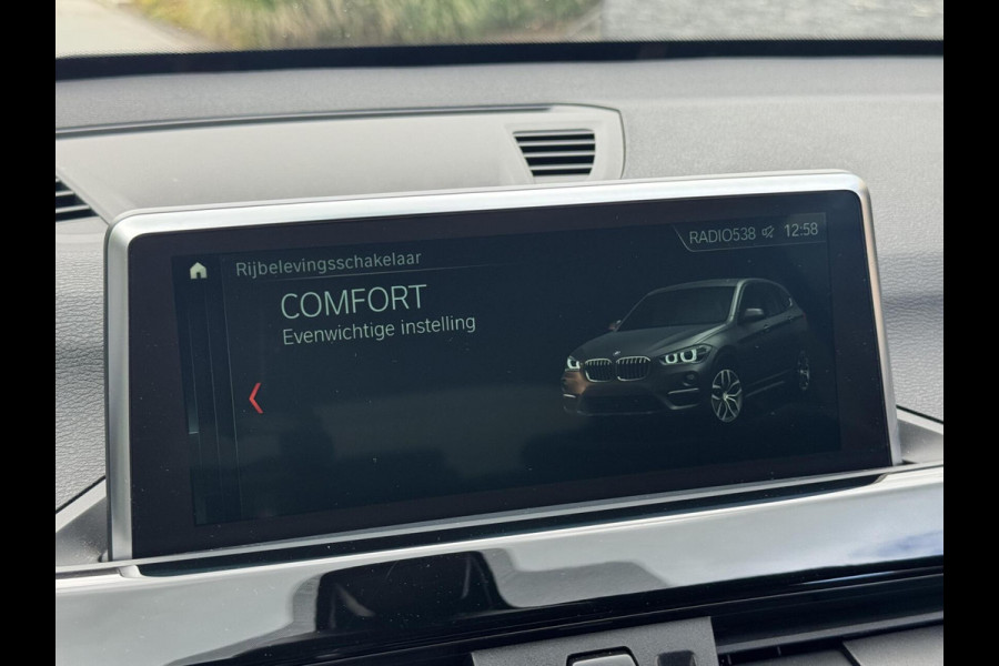 BMW X1 sDrive20i High Executive Automaat | Lederen bekleding | Stoelverwarming | Navigatiesysteem | Cruise control | Climate control |
