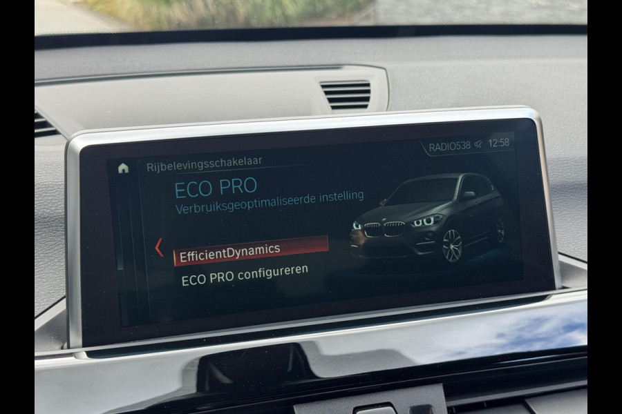 BMW X1 sDrive20i High Executive Automaat | Lederen bekleding | Stoelverwarming | Navigatiesysteem | Cruise control | Climate control |