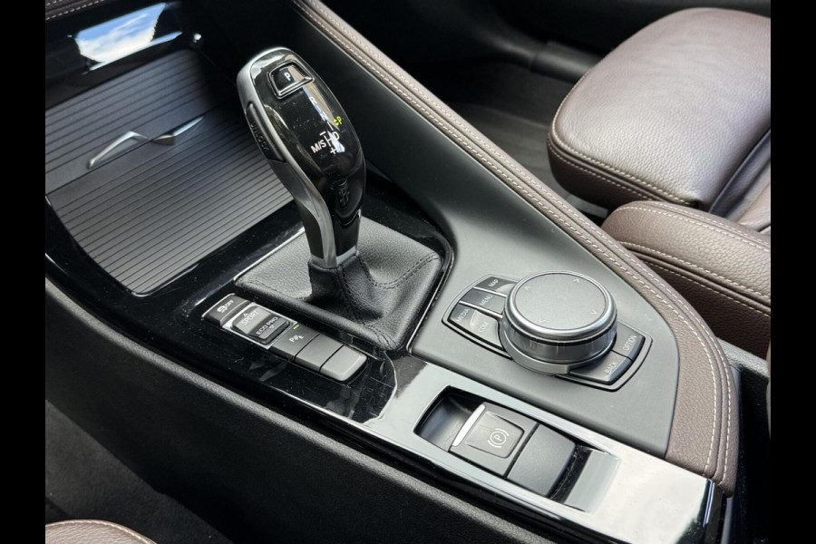 BMW X1 sDrive20i High Executive Automaat | Lederen bekleding | Stoelverwarming | Navigatiesysteem | Cruise control | Climate control |