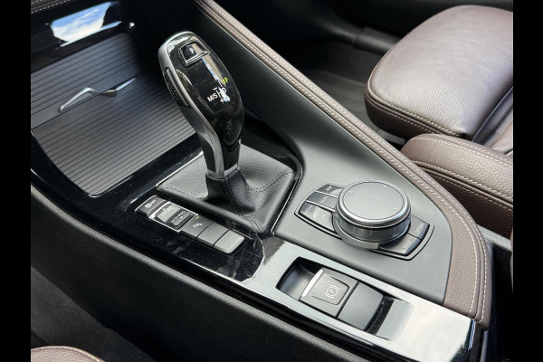 BMW X1 sDrive20i High Executive Automaat | Lederen bekleding | Stoelverwarming | Navigatiesysteem | Cruise control | Climate control |
