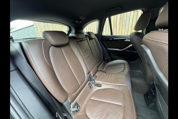 BMW X1 sDrive20i High Executive Automaat | Lederen bekleding | Stoelverwarming | Navigatiesysteem | Cruise control | Climate control |