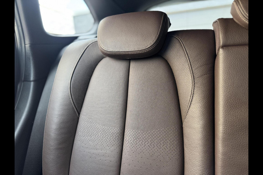 BMW X1 sDrive20i High Executive Automaat | Lederen bekleding | Stoelverwarming | Navigatiesysteem | Cruise control | Climate control |